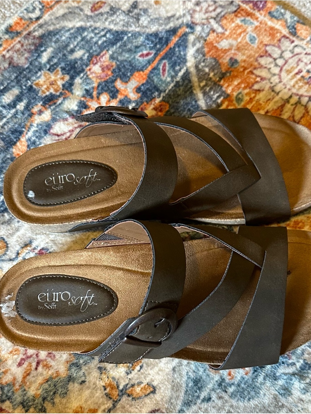 Women's Brown Cross-Strap Comfort Sandals with Back Strap